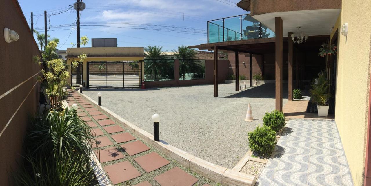 Pousada Anjos - A 2 Quadras Do Mar Matinhos Ngoại thất bức ảnh