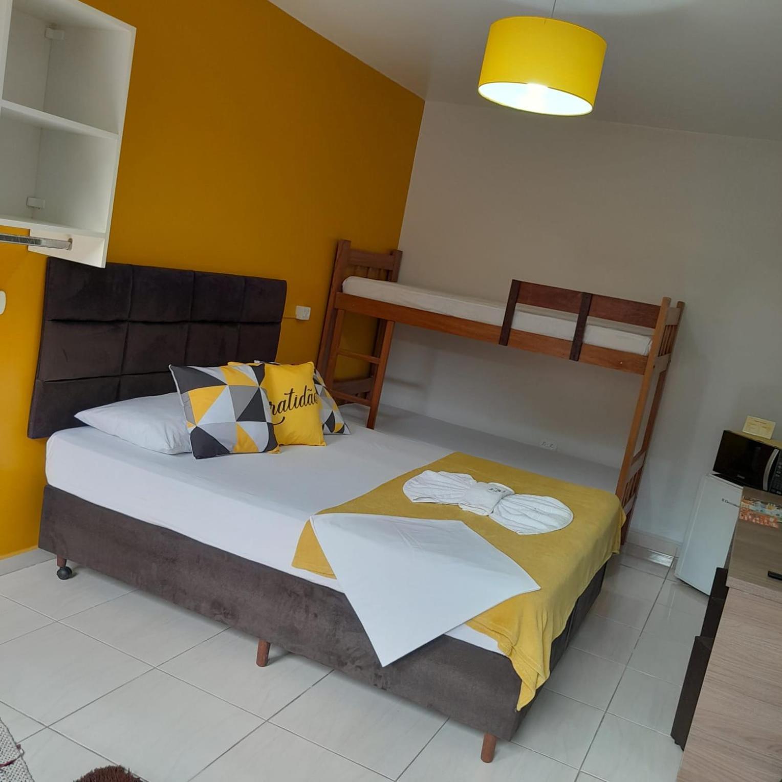 Pousada Anjos - A 2 Quadras Do Mar Matinhos Ngoại thất bức ảnh