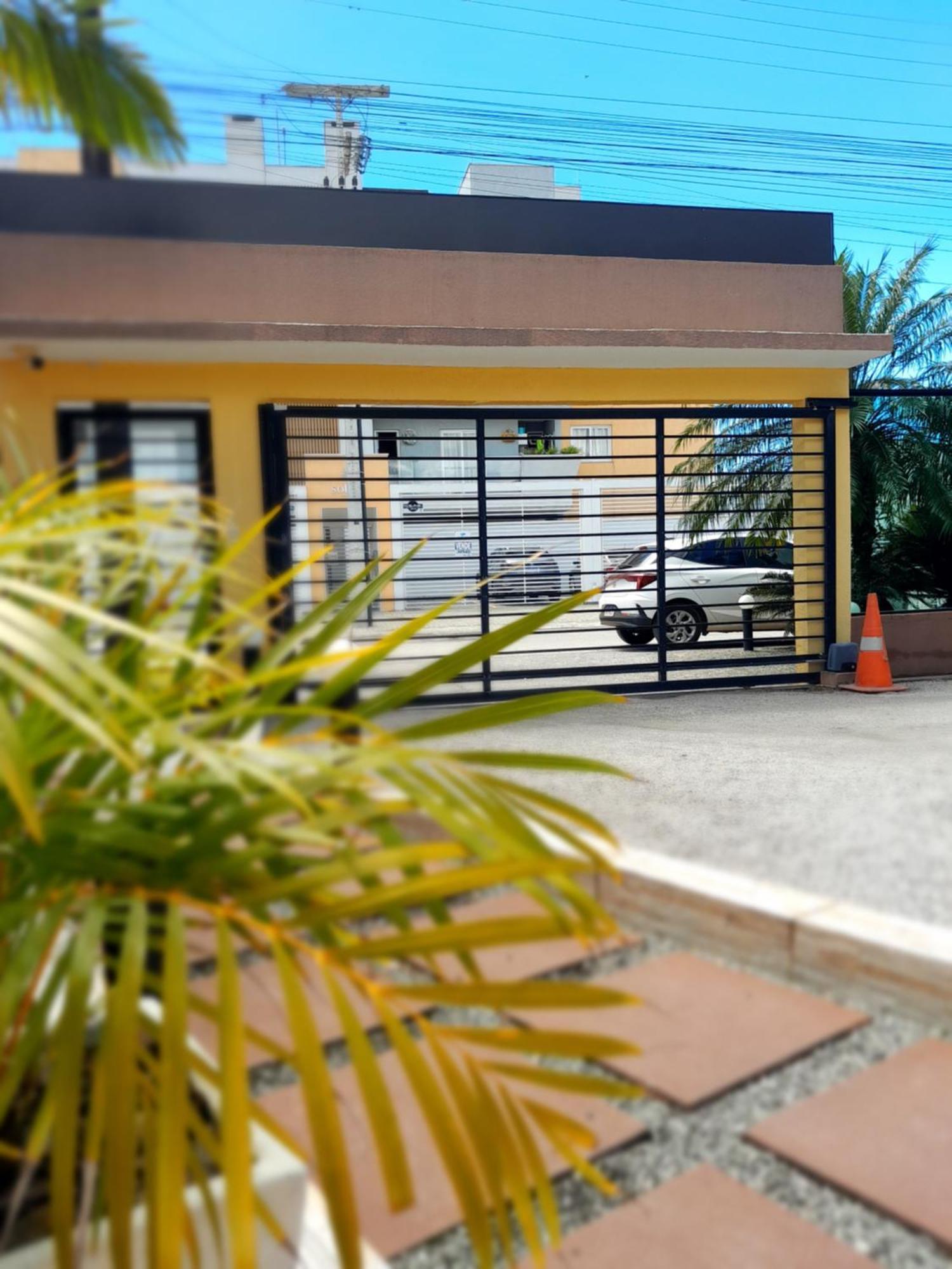 Pousada Anjos - A 2 Quadras Do Mar Matinhos Ngoại thất bức ảnh