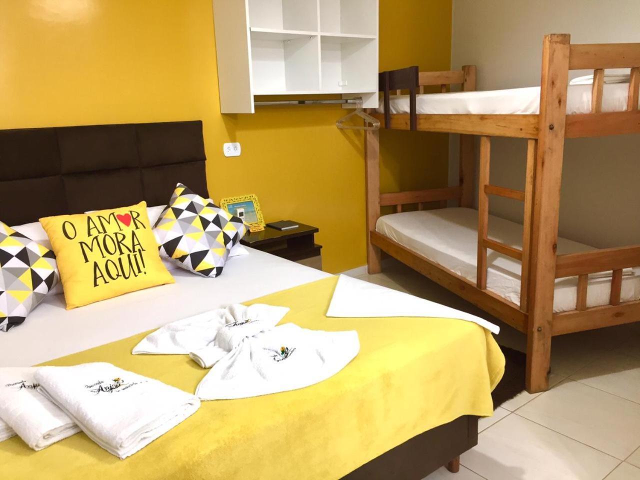 Pousada Anjos - A 2 Quadras Do Mar Matinhos Ngoại thất bức ảnh
