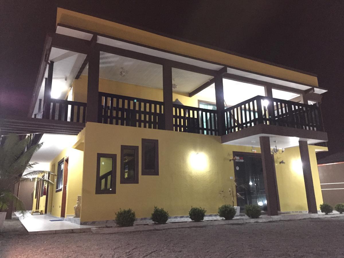 Pousada Anjos - A 2 Quadras Do Mar Matinhos Ngoại thất bức ảnh